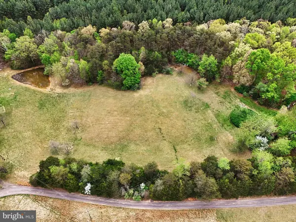 7D WOODVILLE RD, Locust Grove, VA 22508