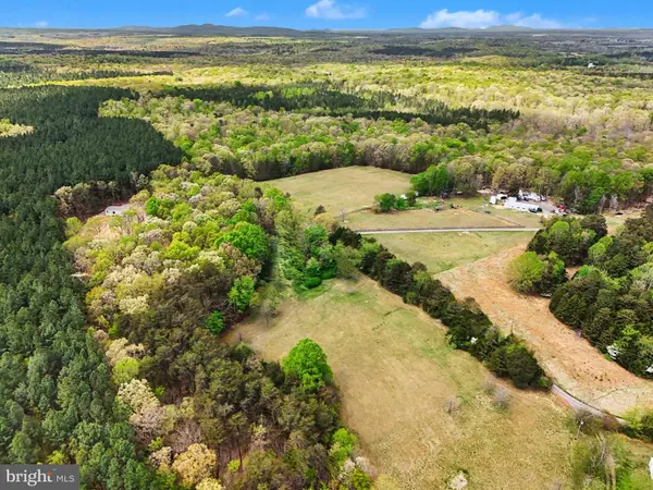 7D WOODVILLE RD, Locust Grove, VA 22508