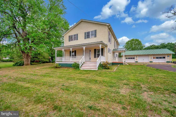 23202 VILLAGE RD, Unionville, VA 22567