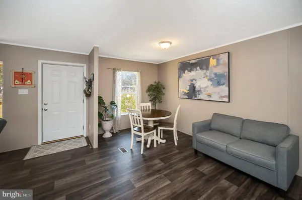 5120 BURR RD, Rhoadesville, VA 22542