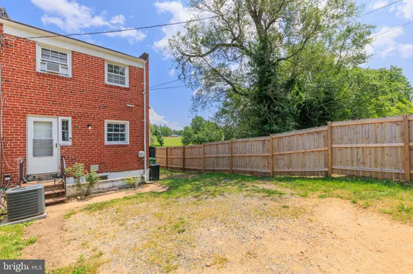 3826 W BAY, Baltimore, MD 21225