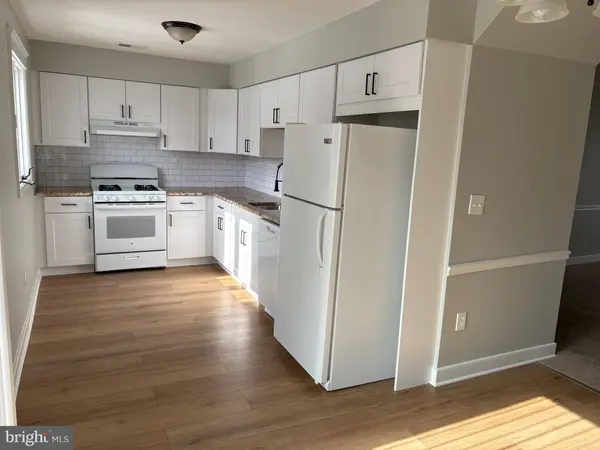 605 KNIGHTSBRIDGE DR, Hagerstown, MD 21740