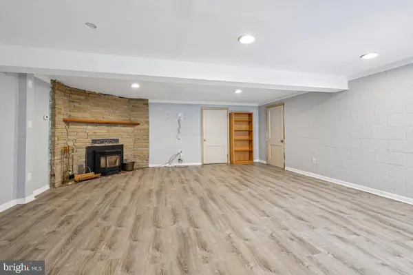 11910 WESLEY DR, Hagerstown, MD 21742