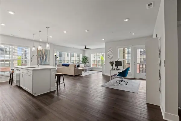 106 Saint Ives Pl #201, Oxon Hill, MD 20745-1454