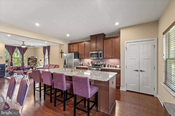 18060 RED CEDAR RD, Dumfries, VA 22026