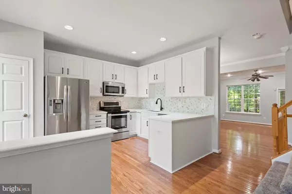 4893 BENECIA LN, Dumfries, VA 22025