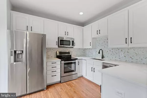 4893 BENECIA LN, Dumfries, VA 22025