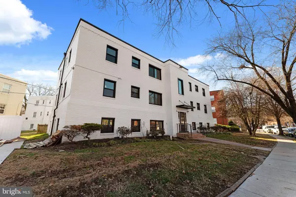 649 NOTABENE DR #1, Alexandria, VA 22305