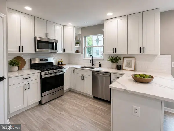 9016 LAKE LARGO DR, Upper Marlboro, MD 20774
