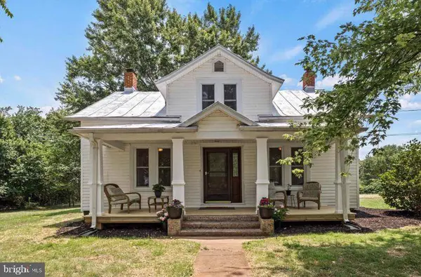 38 COOP RD, Brightwood, VA 22715