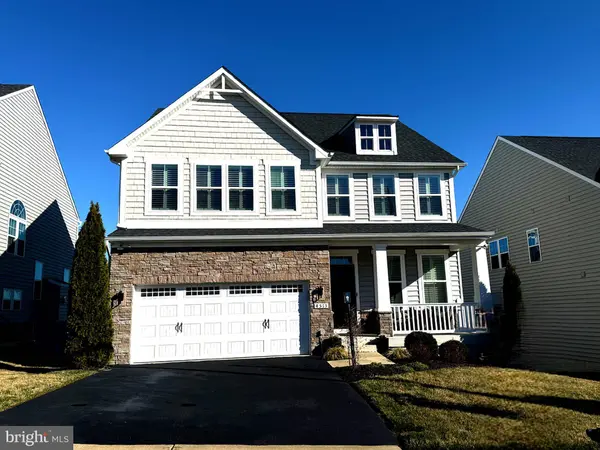4513 COTSWOLD MANOR LOOP, Woodbridge, VA 22192