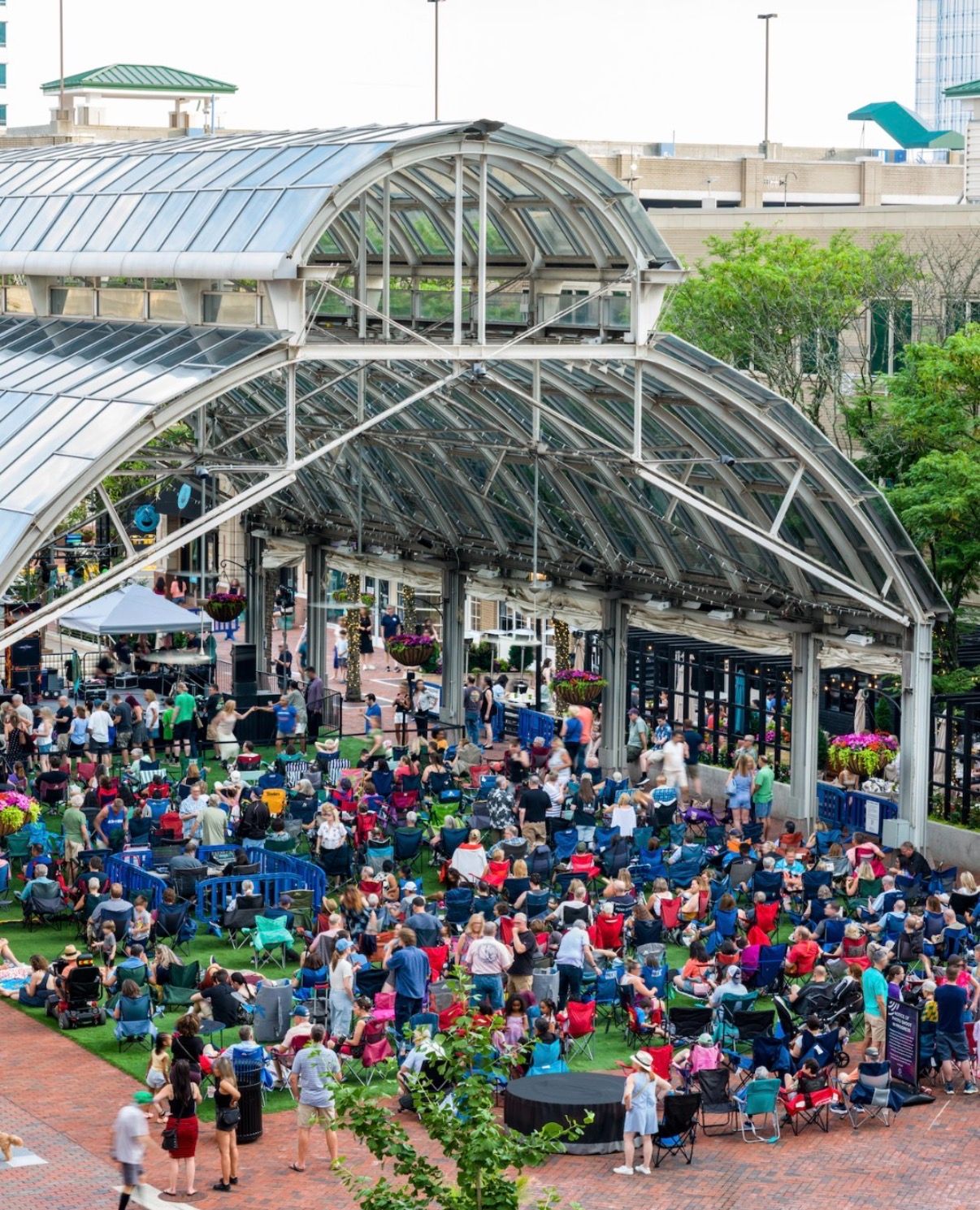 Summer concert under the Reston Town Center pavilion
