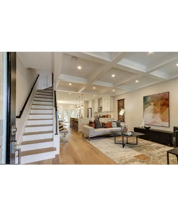 710 Farragut St NW, Washington, DC 20011-4012