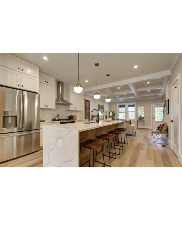710 Farragut St NW, Washington, DC 20011-4012