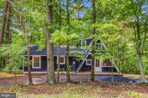 404 N MAPLE RD