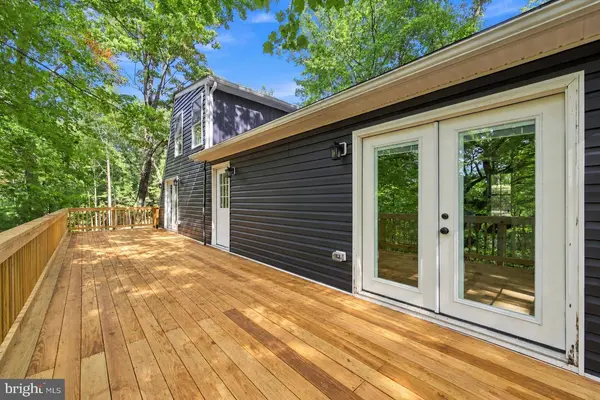 404 N MAPLE RD, Mount Jackson, VA 22842