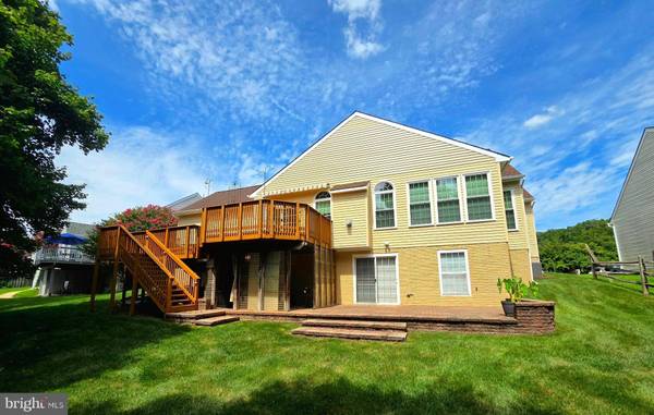 9405 LUKE DR, Manassas Park, VA 20111