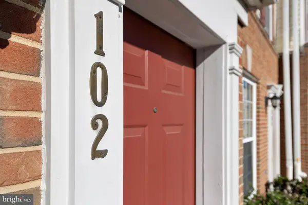 2494 QUICK ST #102, Herndon, VA 20171
