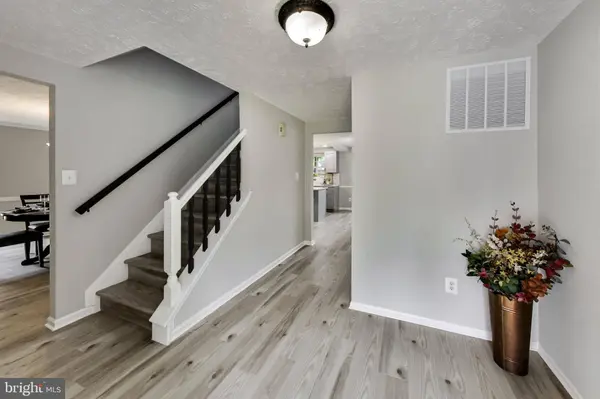 15177 HOLLEYSIDE DR, Dumfries, VA 22025