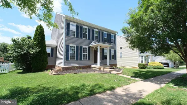 308 BRADDOCK ST, Charles Town, WV 25414