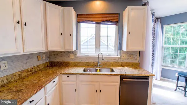308 BRADDOCK ST, Charles Town, WV 25414