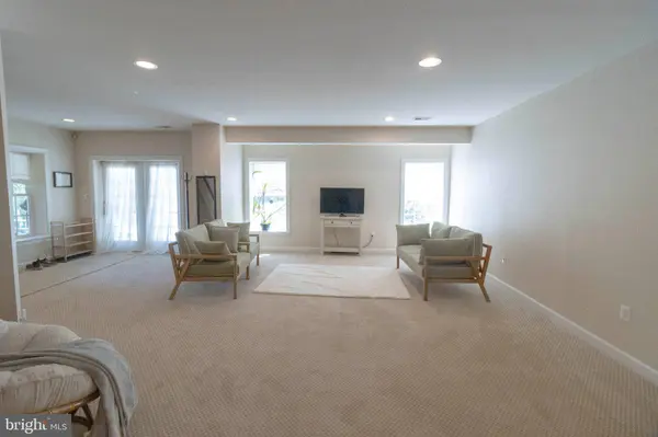 3624 STONEWALL MANOR DR #BASEMENT, Triangle, VA 22172