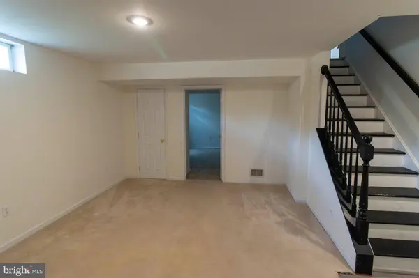 4 FIELDSTONE CT #BASEMENT, Stafford, VA 22554