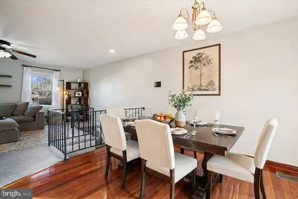8008 NOEL ST, Alexandria, VA 22309