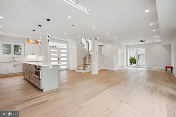 7927 ASHBORO DR, Alexandria, VA 22309