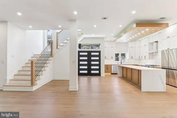 5206 FERNDALE ST, Springfield, VA 22151