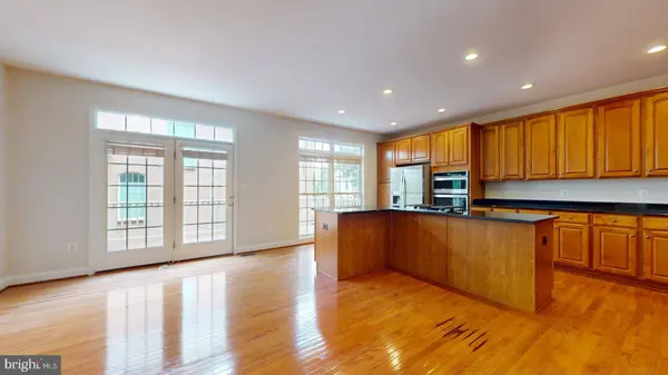5459 SERVICEBERRY ST, Centreville, VA 20120
