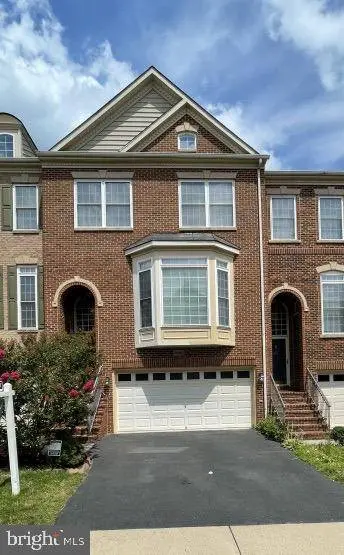 5459 SERVICEBERRY ST, Centreville, VA 20120