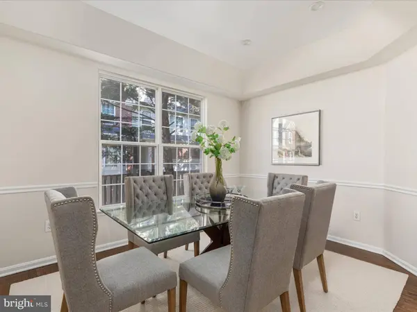 4172 MCCLOSKEY CT, Chantilly, VA 20151