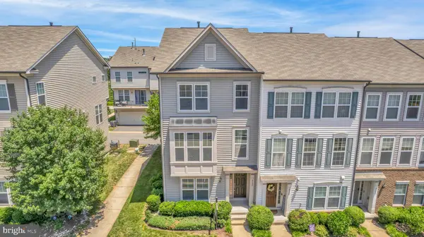 8128 HONEY BEE WAY, Manassas, VA 20111