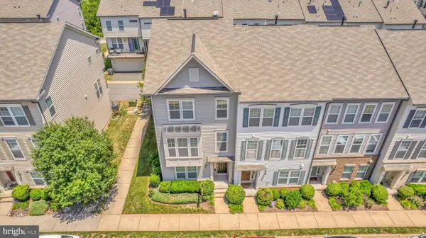 8128 HONEY BEE WAY, Manassas, VA 20111