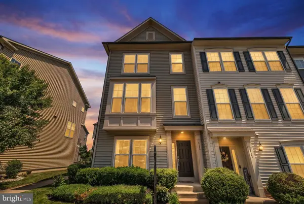 8128 HONEY BEE WAY, Manassas, VA 20111