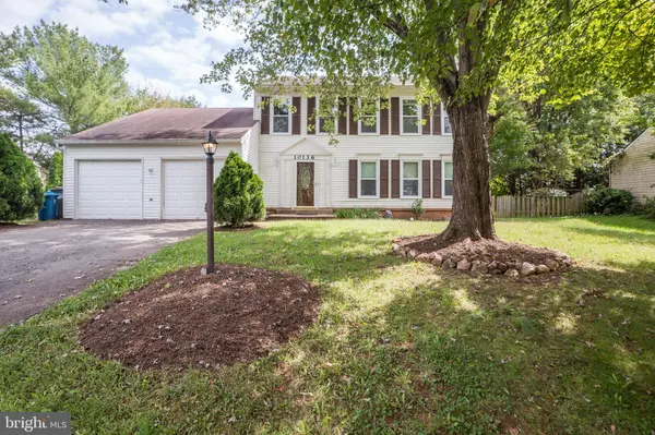 10136 YORKTOWN DR, Great Falls, VA 22066