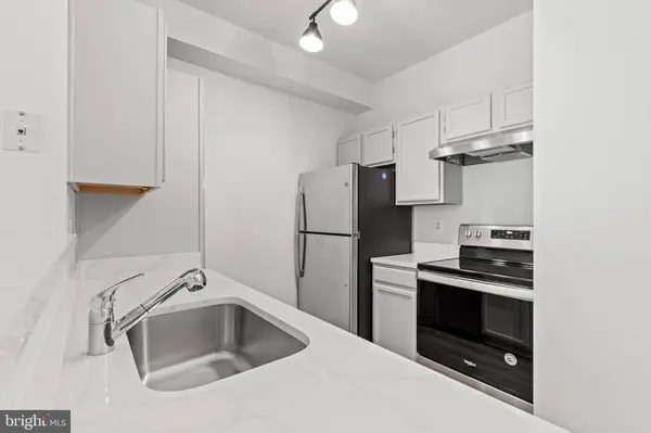 1530 SPRING GATE DR #9106, Mclean, VA 22102