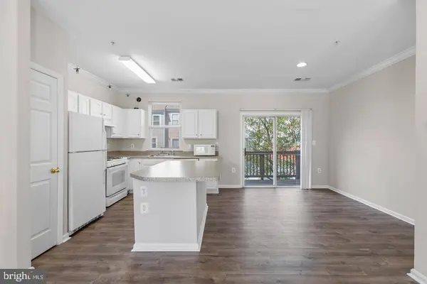 21844 KELSEY SQ, Ashburn, VA 20147