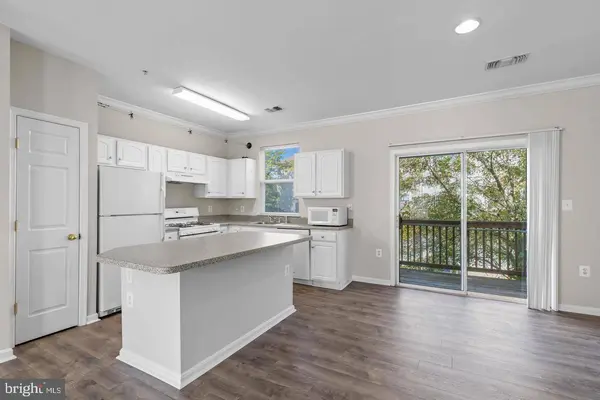21844 KELSEY SQ, Ashburn, VA 20147