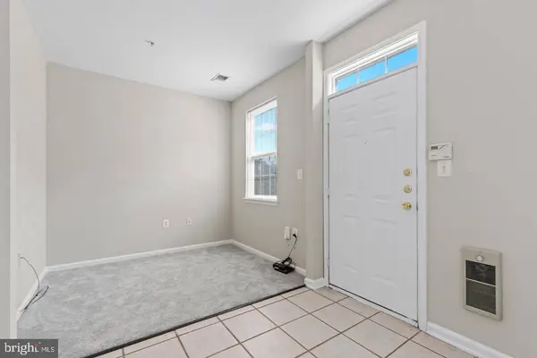 21844 KELSEY SQ, Ashburn, VA 20147