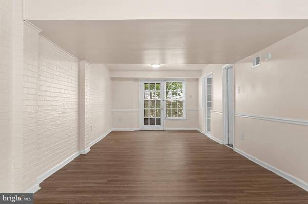 8113 PINELAKE CT, Alexandria, VA 22309