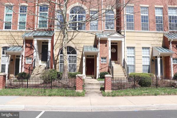 1925 CRESCENT PARK DR #105A, Reston, VA 20190