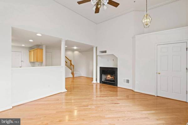 1925 CRESCENT PARK DR #105A, Reston, VA 20190