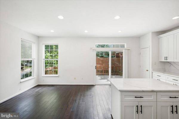4113 FLOWER BOX CT, Fairfax, VA 22030