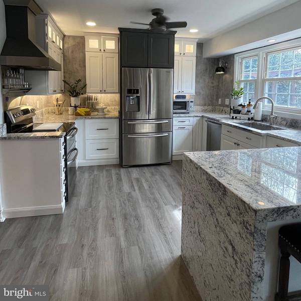 107 COUNTRY RD, Sterling, VA 20165