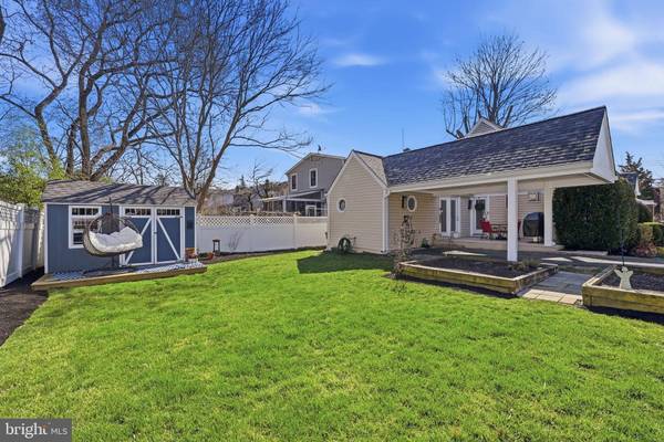 415 S JEFFERSON ST, Arlington, VA 22204