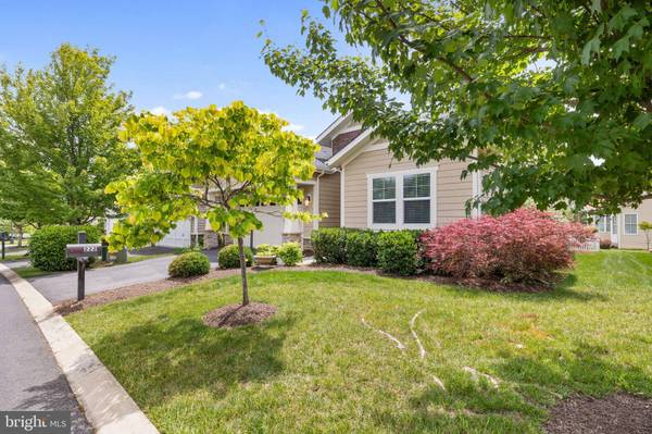 222 GREBE DR, Lake Frederick, VA 22630