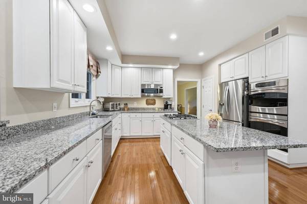 14261 CLUBHOUSE RD, Gainesville, VA 20155