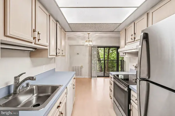 2247 CASTLE ROCK SQ #12C, Reston, VA 20191